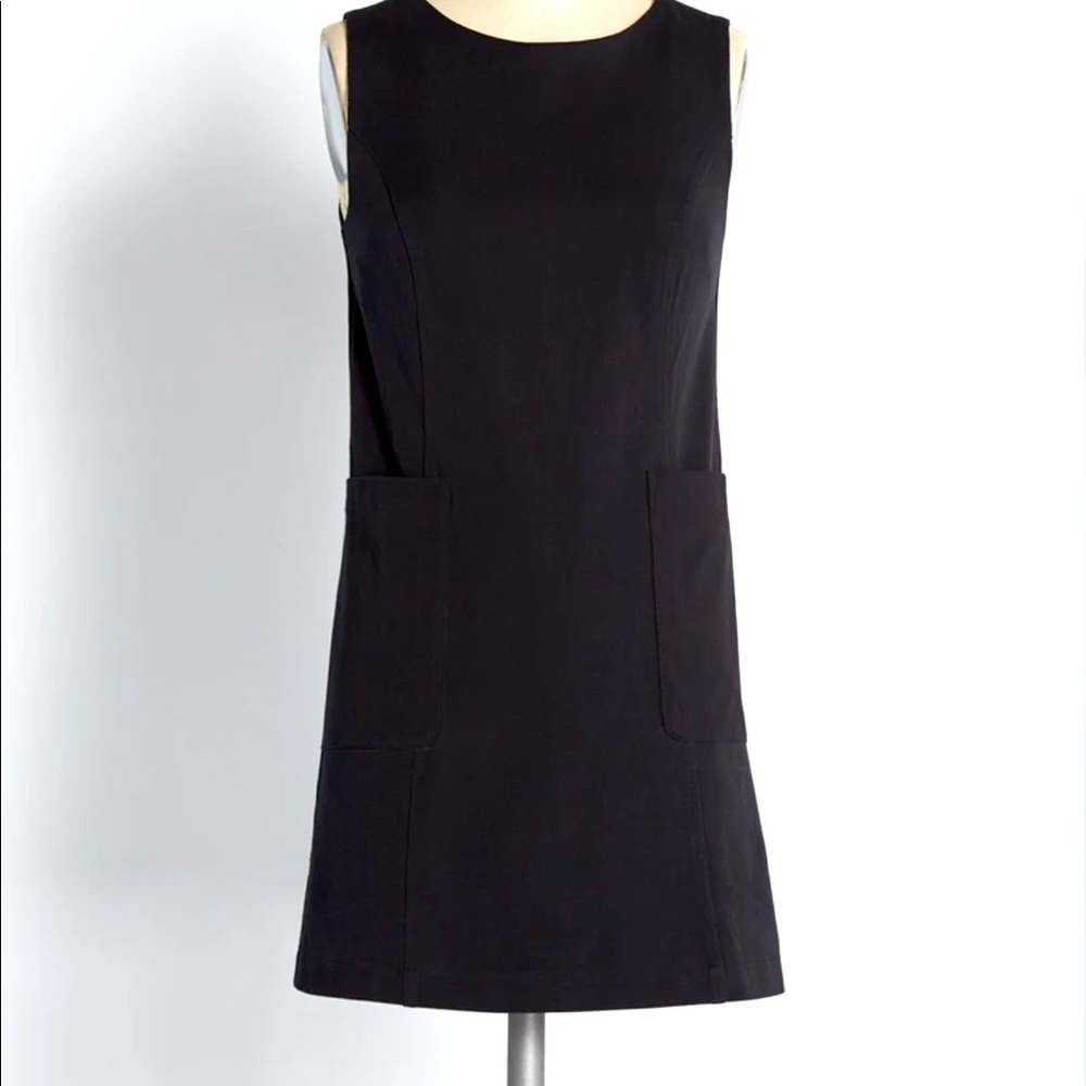 ✨ModCloth maven of Mod black shift dress 💜